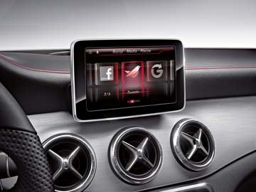 2014 Mercedes GLK-Class Drive Kit Plus for the iPhone 5- 212-820-13-00