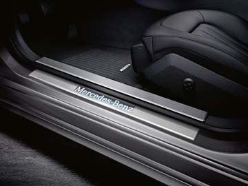 2014 Mercedes E-Class Wagon Illuminated Door Sill Panels