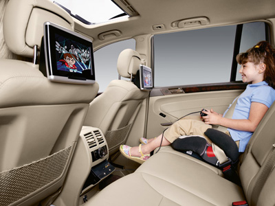 2011 Mercedes M-Class Rear-Seat Entertainment System