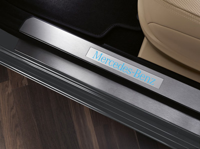 2009 Mercedes S-Class Door Sill Panels - Illuminated