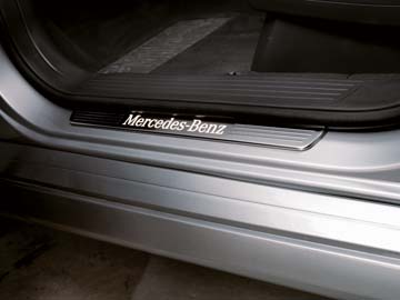 2013 Mercedes M-Class Illuminated Door Sills 166-680-27-35